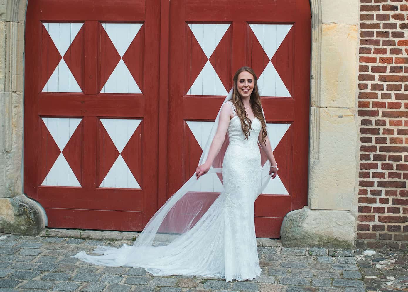 Hochzeitsfotograf Münster - Braut mit Schleier